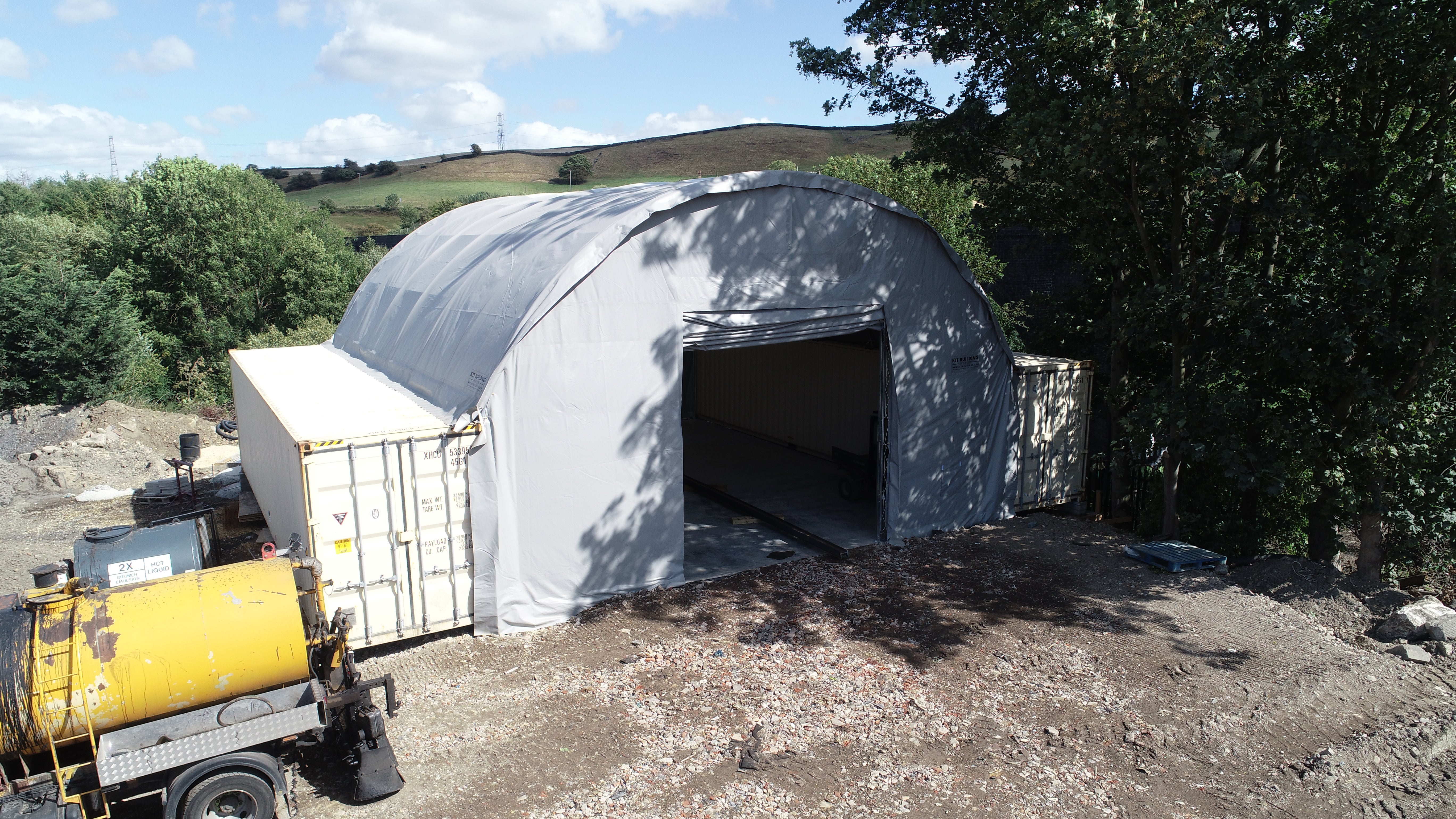 Auvents de conteneurs - 40 pieds x 40 pieds x 15 pieds (12 mx 12 mx 4,5 m)